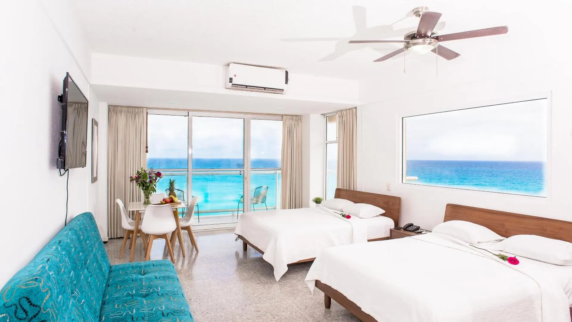 Amazing Oceanviews Beachfrt Condo Walk To Eat, Drink, Play location